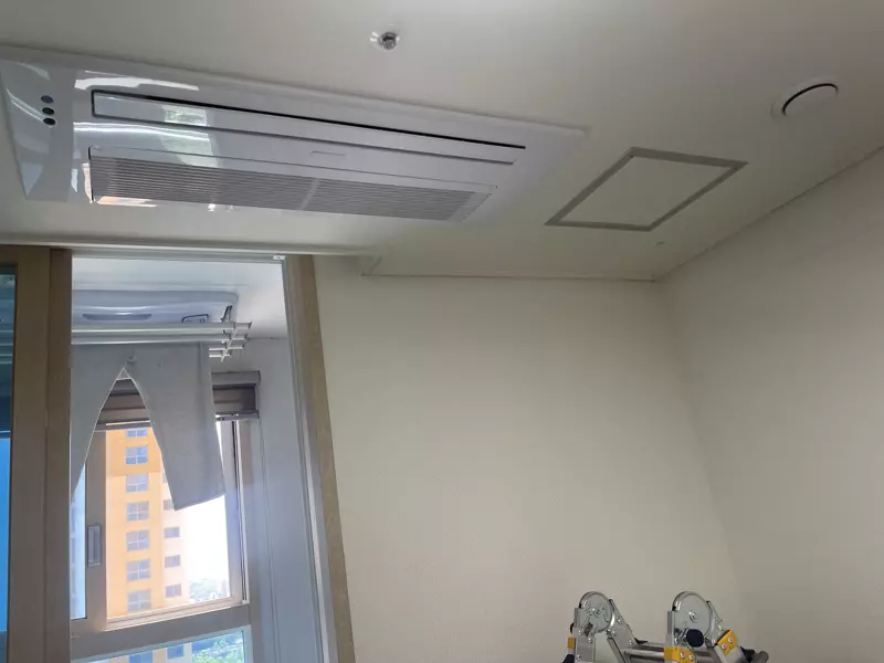 판교테크노밸리 오피스텔 천장형 에어컨 점검 현장